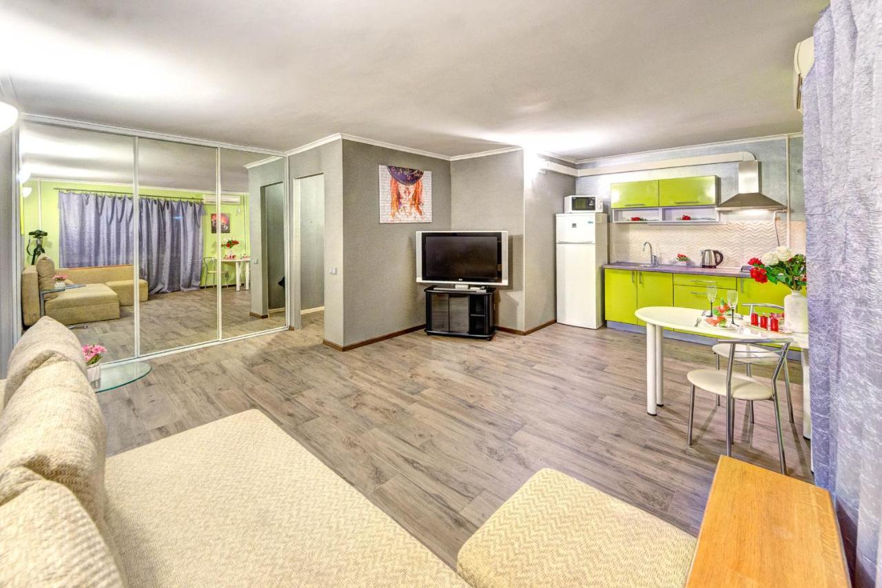 Apartments On Klovsky Descent 20 كييف المظهر الخارجي الصورة